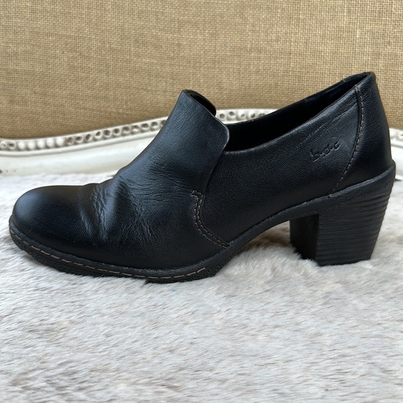 b.o.c. | Black Slip-On Stacked Heel Shoe - Picture 2 of 13